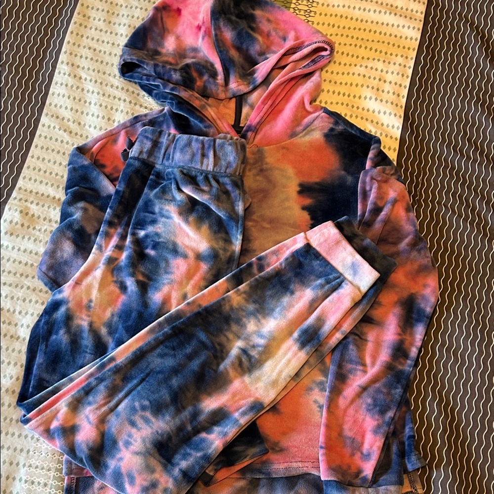 Tie-Dye Hoodie and Joggers Set Sweatsuit Tracksuit Ultra Soft Girls M